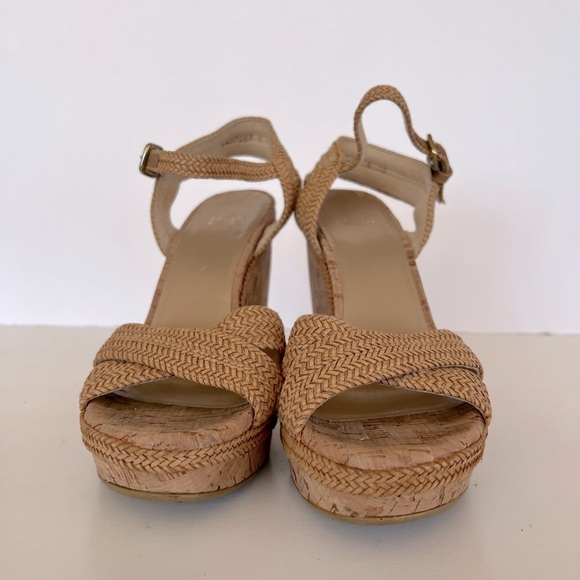 Stuart Weitzman Beige Raffia Cork Wedge Sandals, Size 10 - Picture 5 of 13